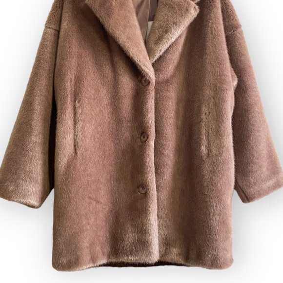 NEW STAND STUDIO Faux Fur Coat, "Janice", One Size - Picture 4 of 12